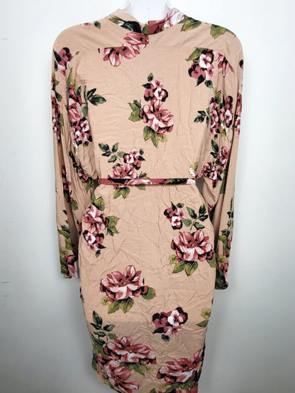 Dress Forum floral kimino. Size medium