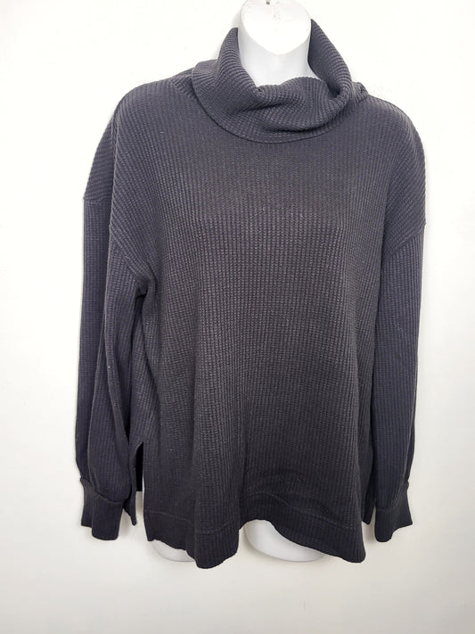 Gap black waffle knit loose fitting cowl neck top. Size XS