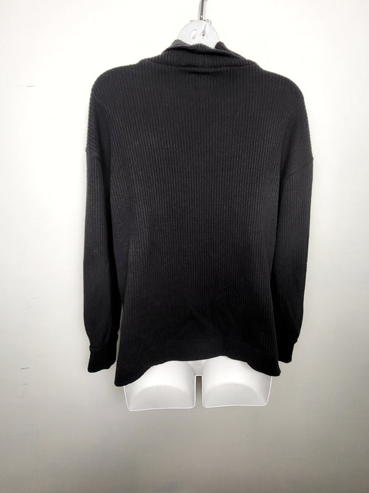 Gap black waffle knit loose fitting cowl neck top. Size XS