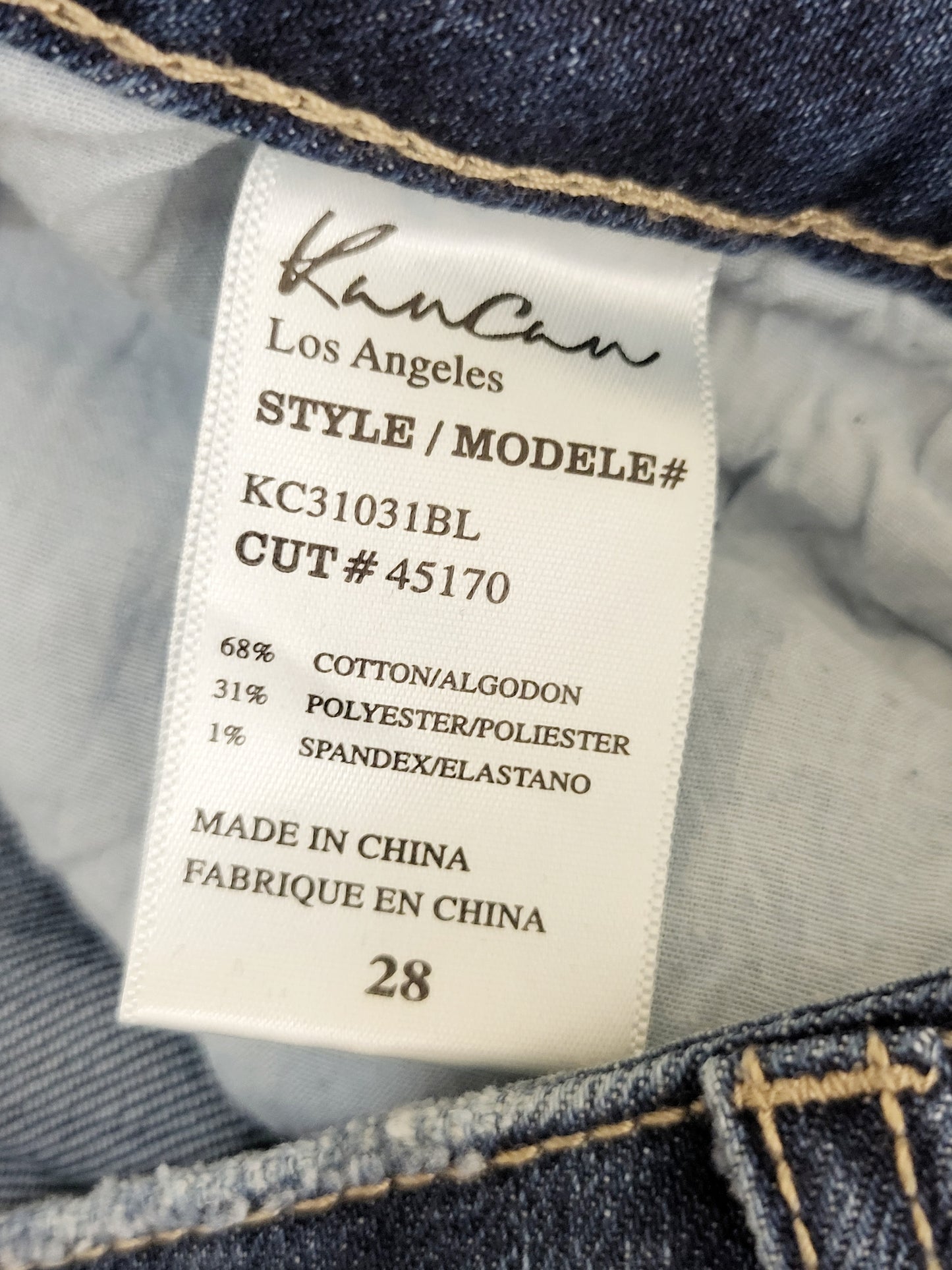 KanCan distressed straight leg ankle jeans. Size 28 (measure as a 30)
