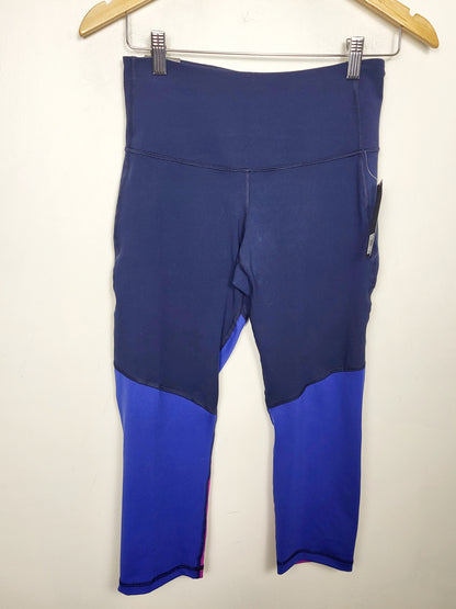 NEW - Old Navy cropped Go-Dry leggings. Size medium