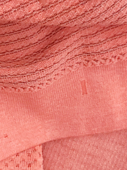 Lululemon Swiftly Tech 1/2 Zip in "Heathered Alarming" colour. Size 4