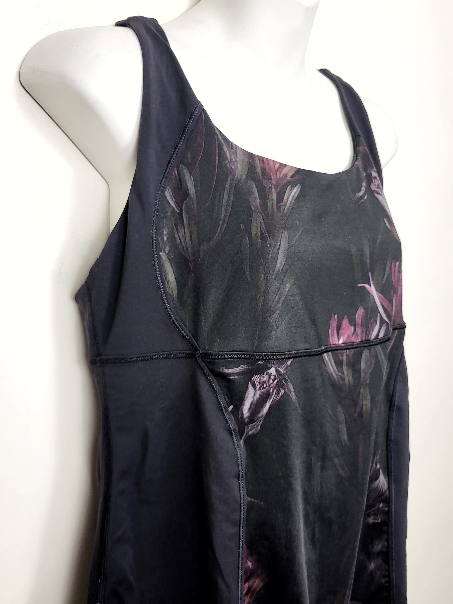 Lululemon black floral print energy tank. Approx size 6