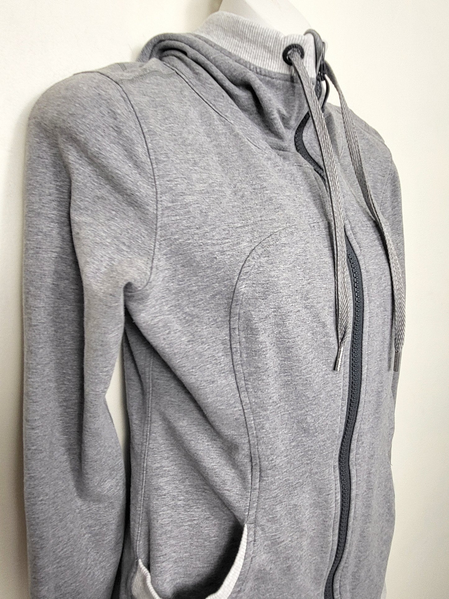 Lululemon grey zip up hoodie. Size 8