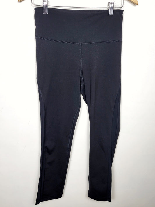 Old Navy black Go-Dry cropped leggings. Size medium TALL