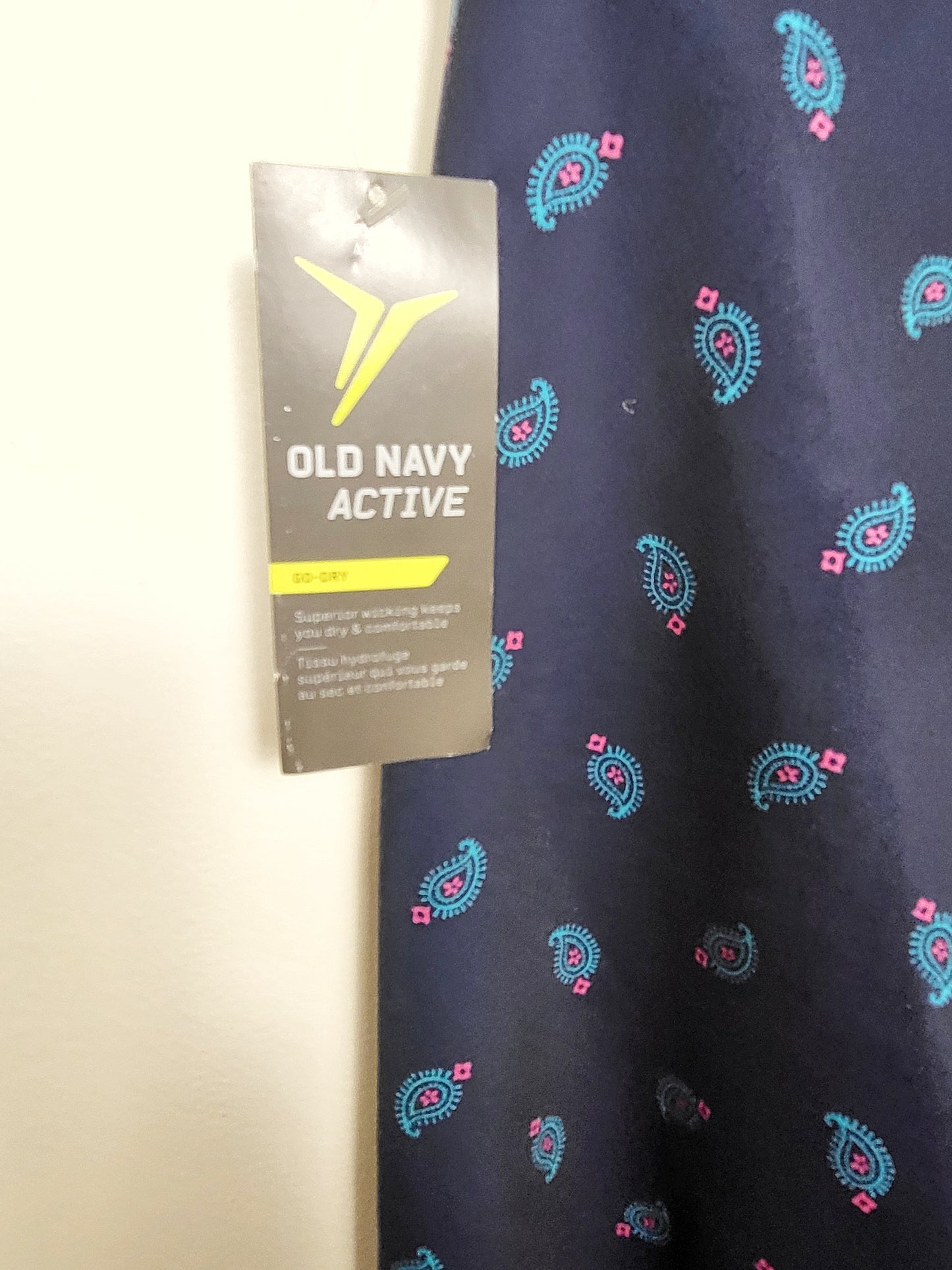 NEW - Old Navy navy paisley print Go-Dry leggings. Size medium