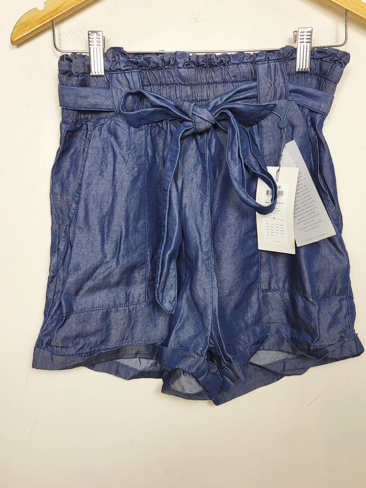 NEW - Only "Forget Me Not" Belted Denim shorts. Size medium