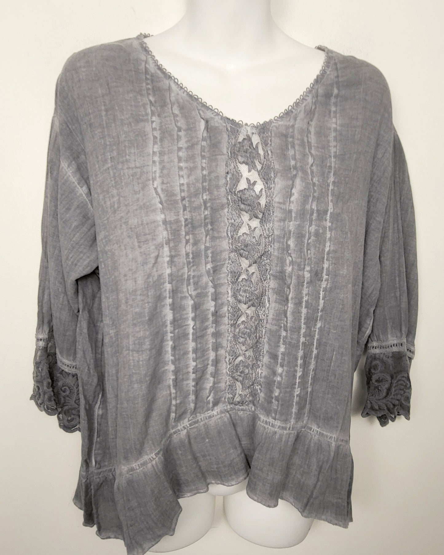 Gretty Zeuger grey distressed style Boho top with lace detail. Size medium