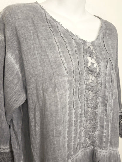 Gretty Zeuger grey distressed style Boho top with lace detail. Size medium