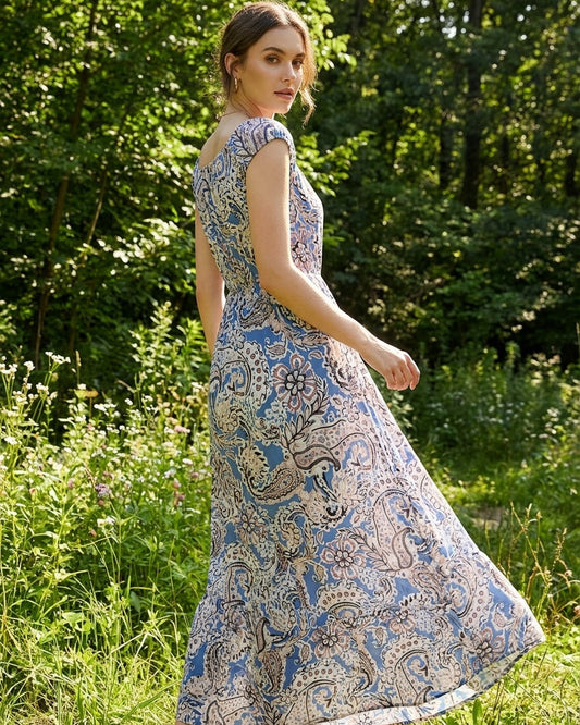 Blue patterned summer dress. Size medium