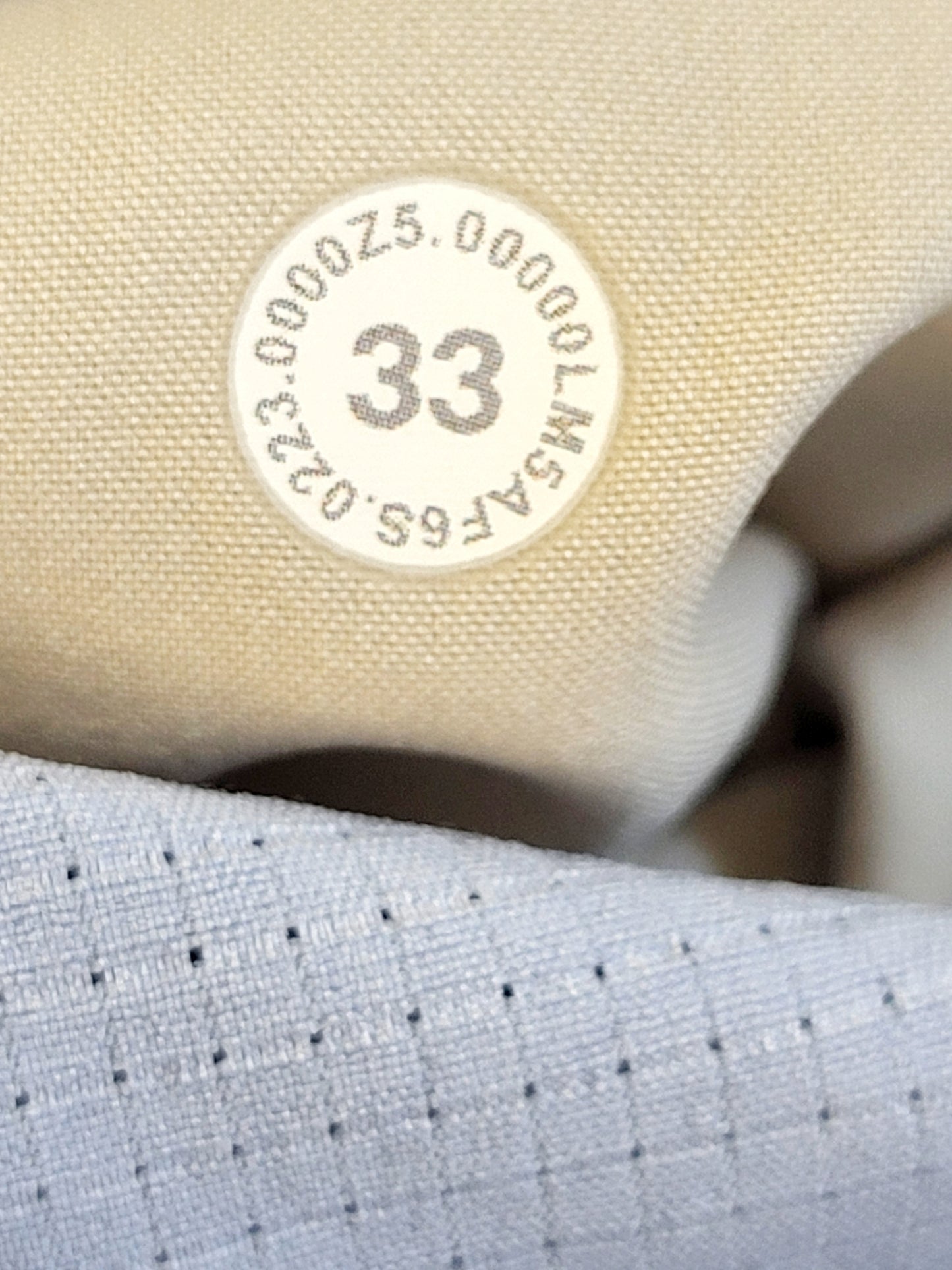 Lululemon Commission Slim-Fit Pant 34" *Ventlight in light blue. Size 33