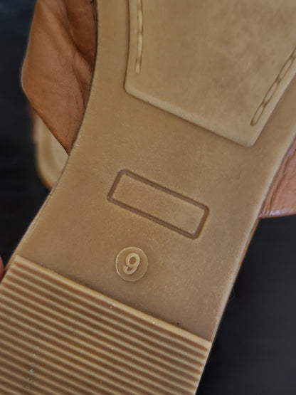 Miz Mooz Fabio Leather Knotted Slide Sandals in brown. Size 9