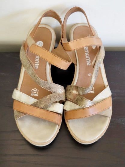 Remonte Tan/Gold criss-cross wedge sandals. Size 41 (US size 10)