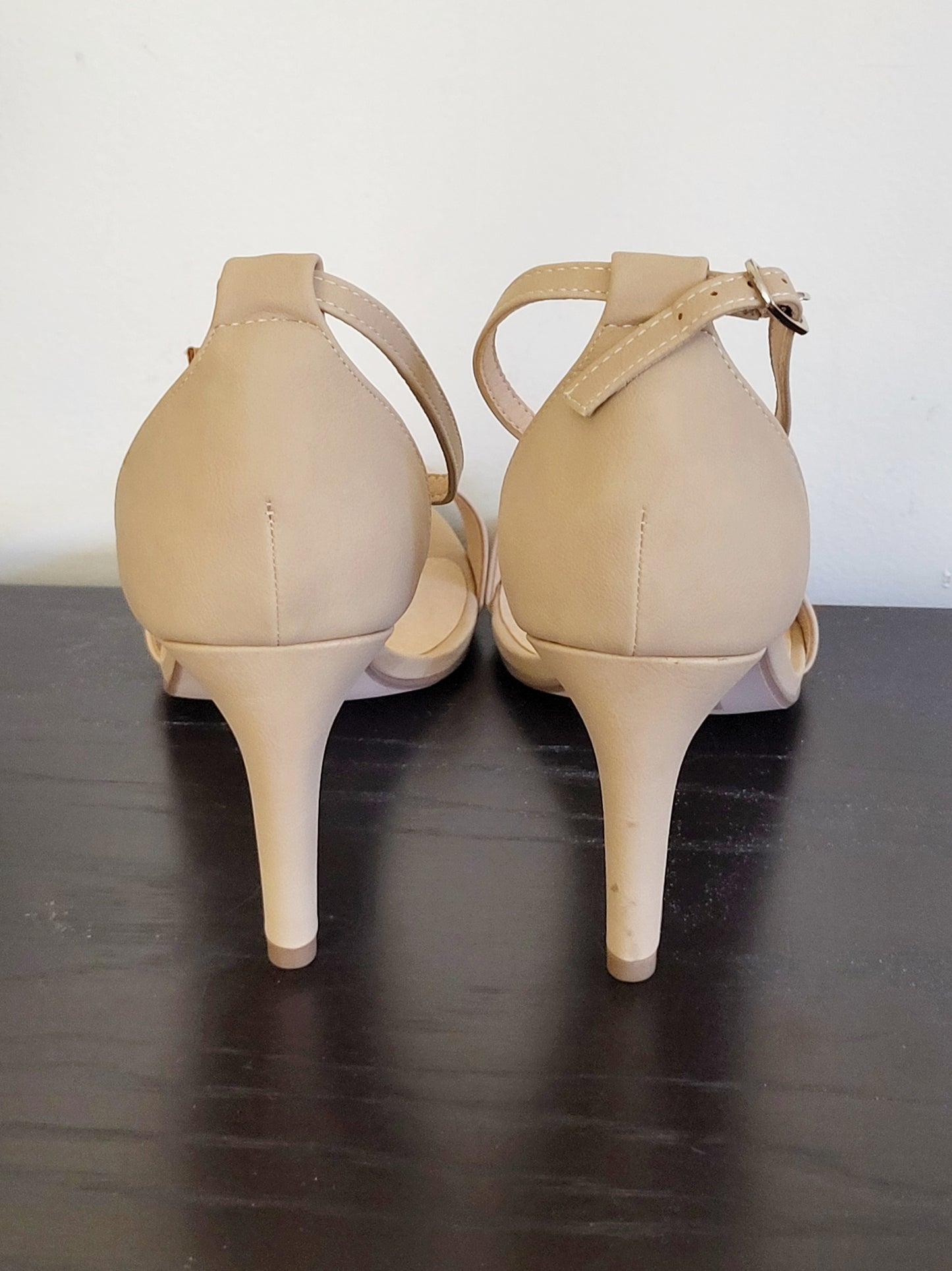 NEW -  City Classified "Fashion Forward" nude heels. Size 9 wide fit