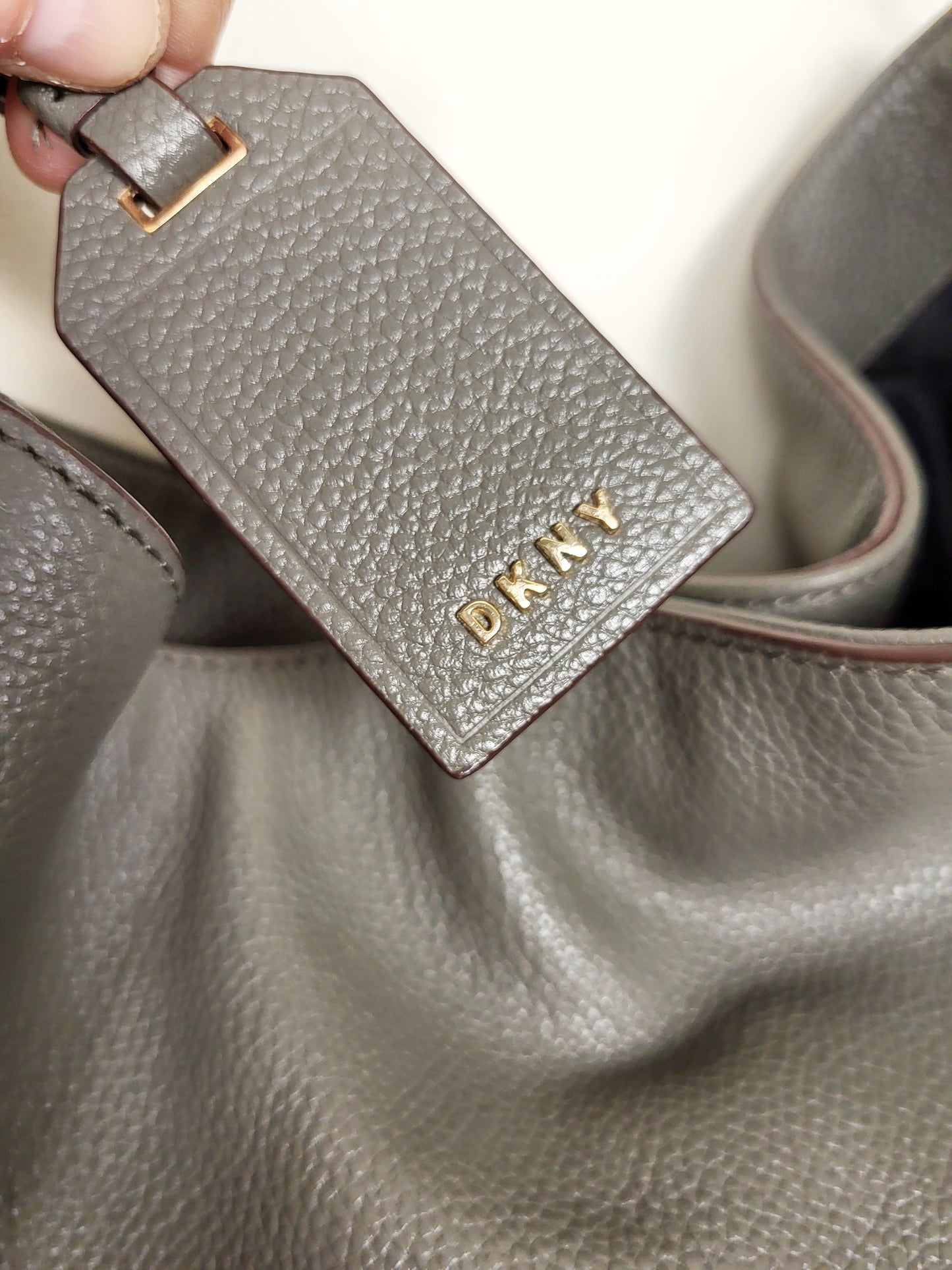 DKNY Bessie Medium Hobo Bag in Gray Pebbled Leather