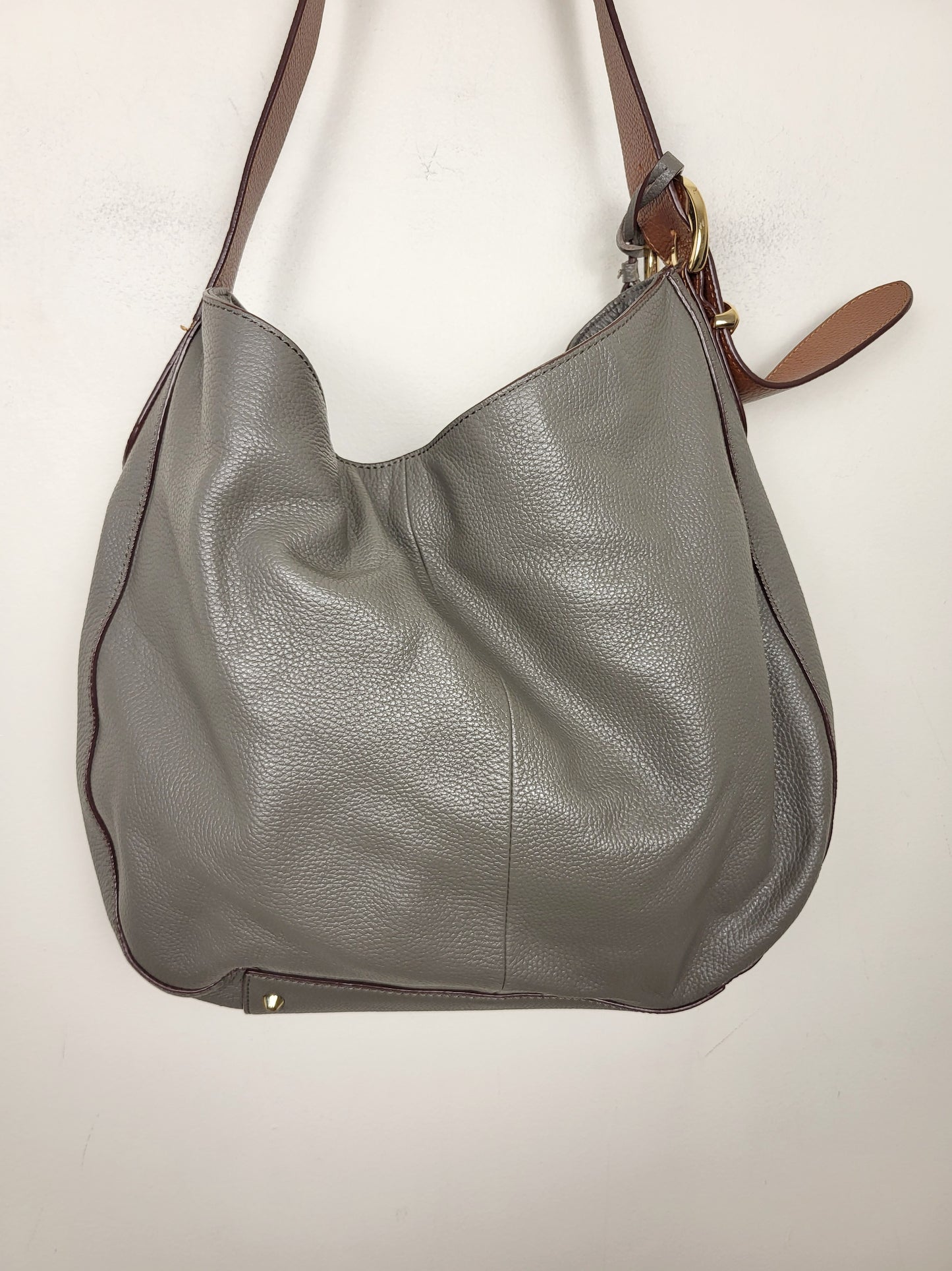 DKNY Bessie Medium Hobo Bag in Gray Pebbled Leather