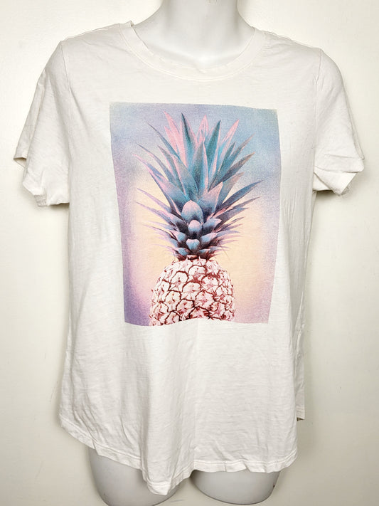 Old Navy white pineapple t-shirt | Size SMALL
