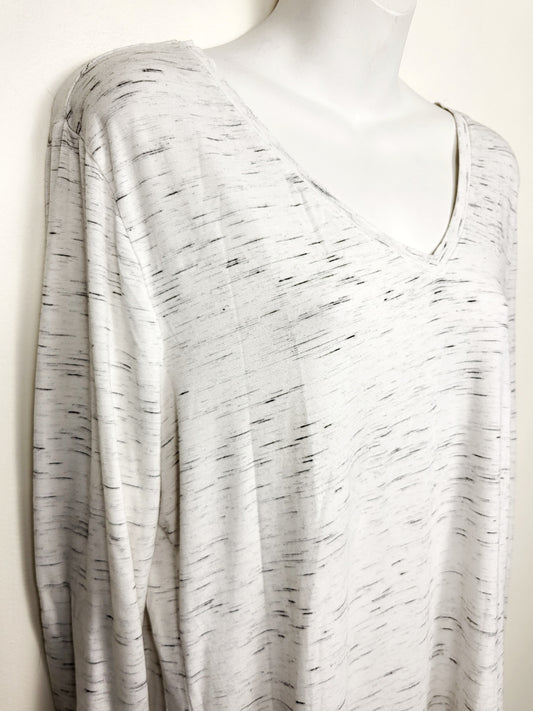 Old Navy white and grey marled "Luxe" top | Size XL