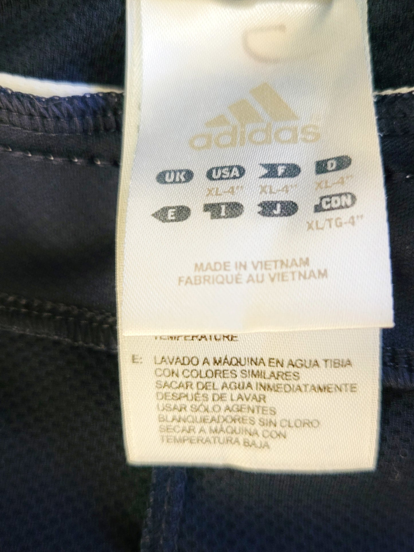 Adidas navy active shorts | Size XL