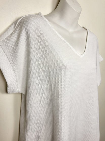Cleo white textued top | Size MEDIUM