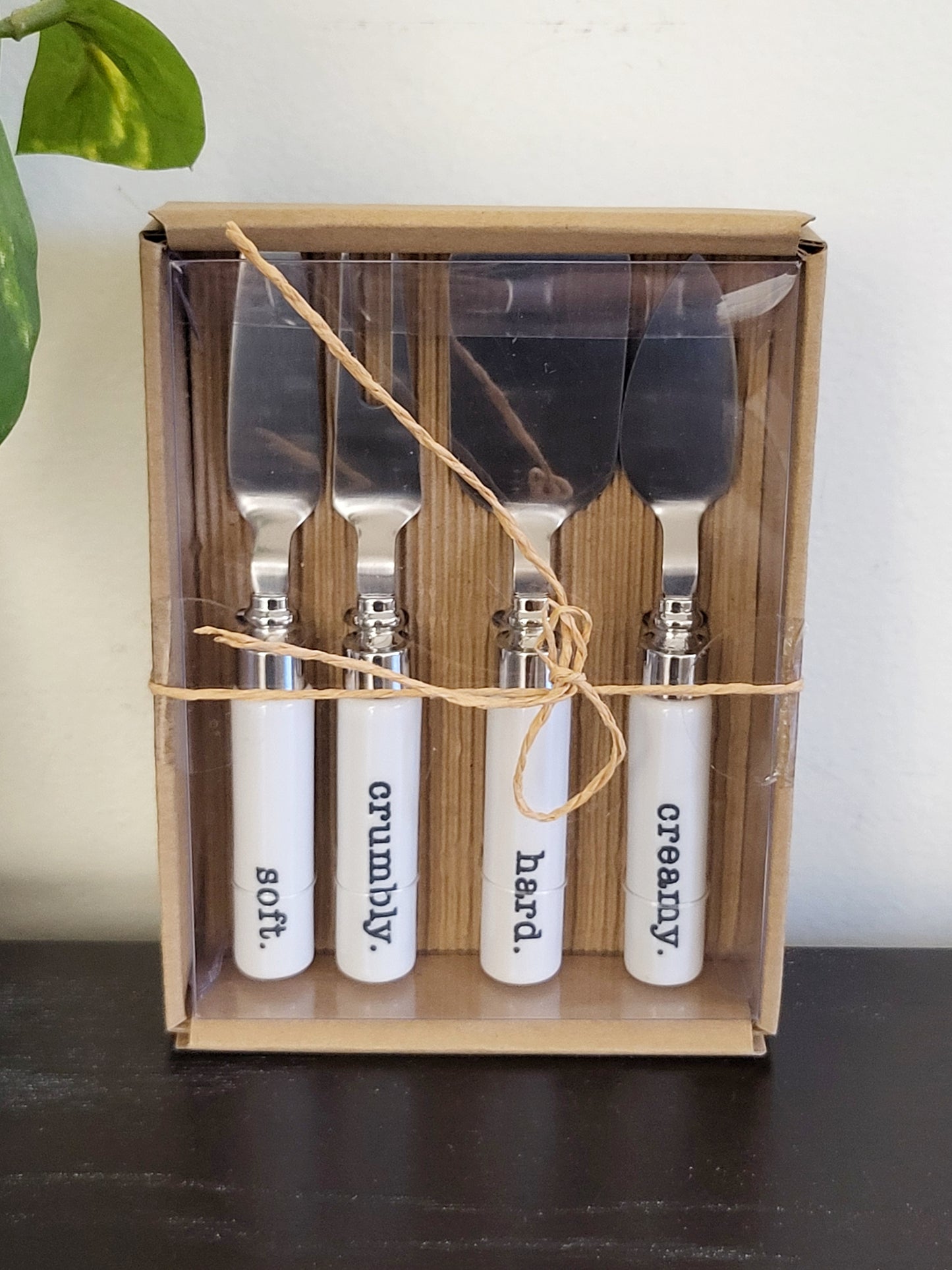 NEW - Wild Eye Designs cheese knife set