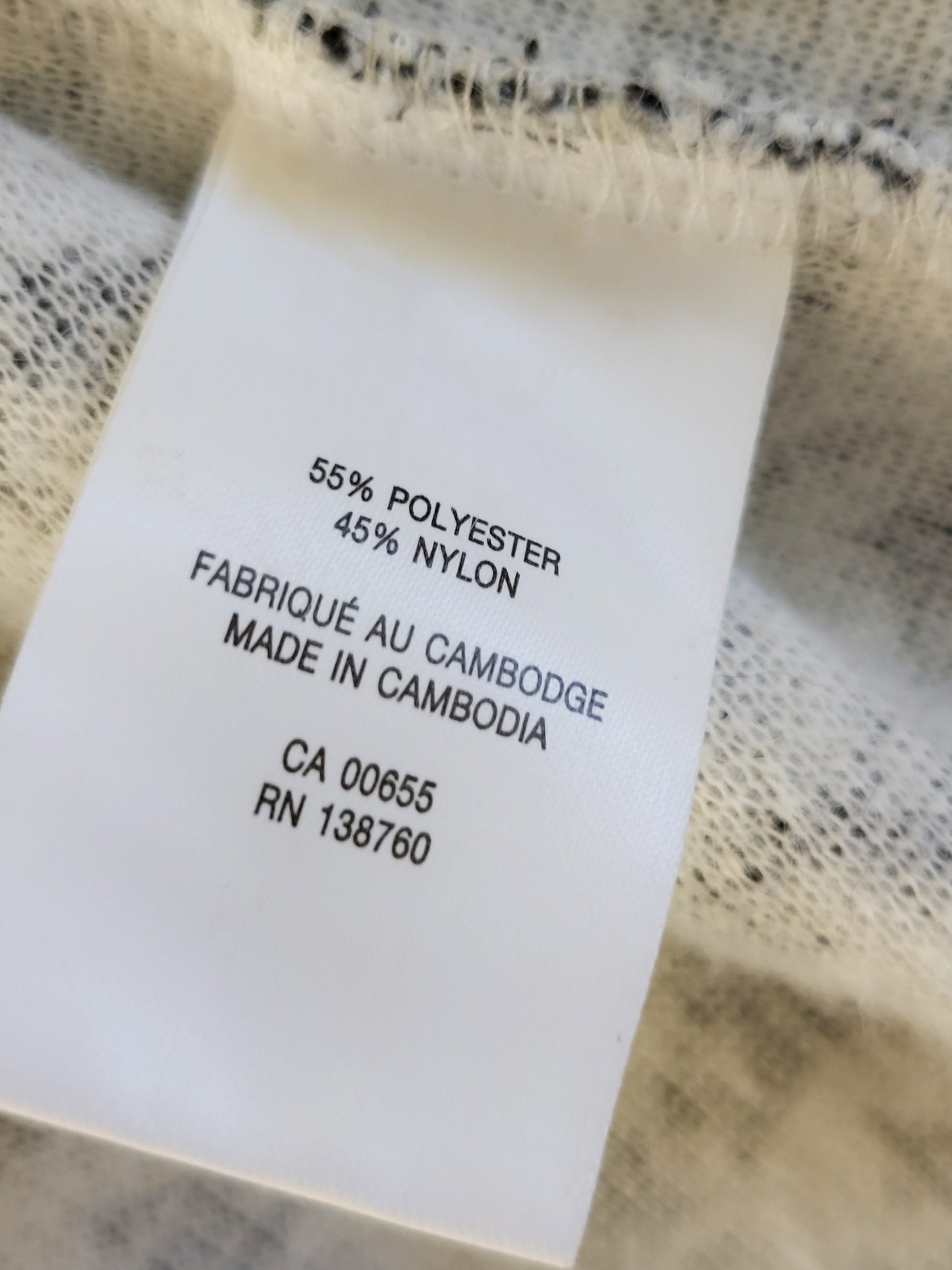 Reitmans soft and fuzzy hounsdtooth pattern jacket / blazer | Size small