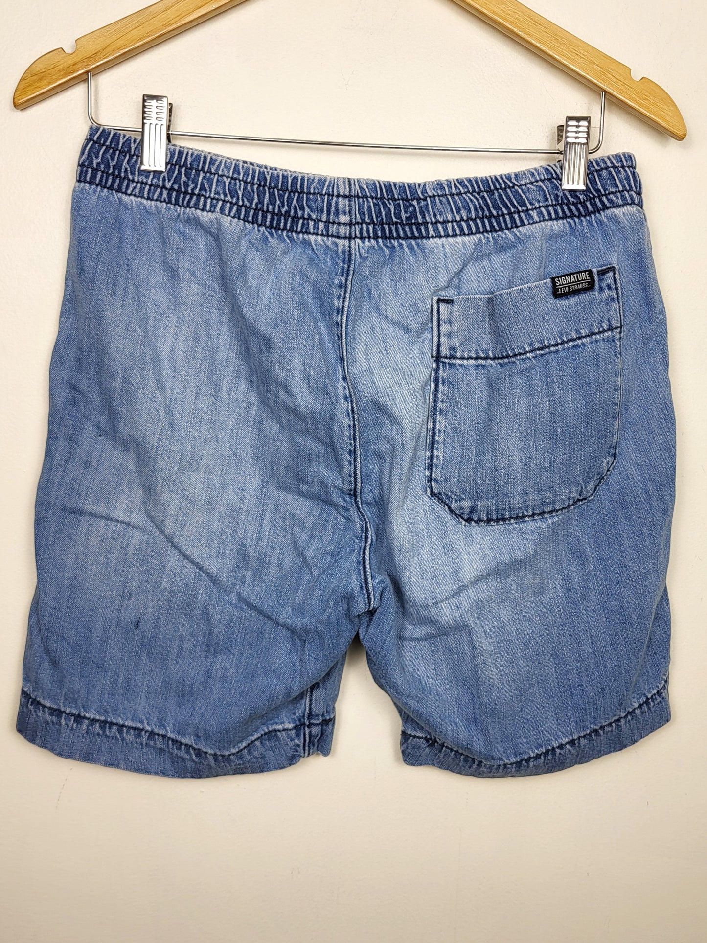 Siganture Levi Stauss pull-on denim jeans | 29 inch waist
