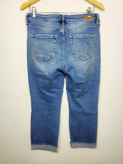 JAG Jeans distressed "Carters Girlfriend" cropped jeans | Size 8