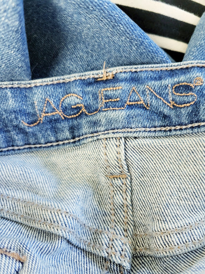 JAG Jeans distressed "Carters Girlfriend" cropped jeans | Size 8