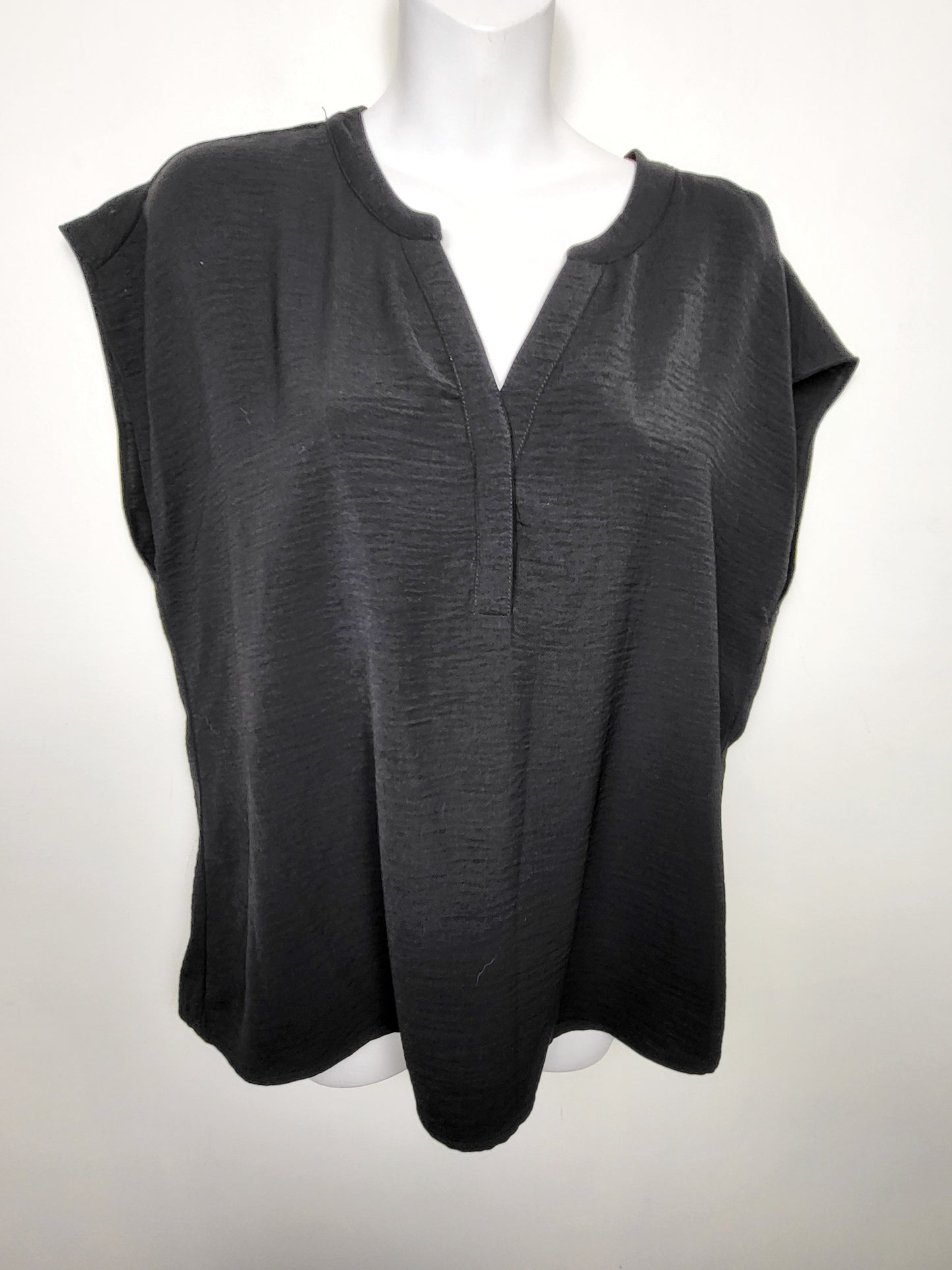 Ricki's black loose fit top | Size LARGE