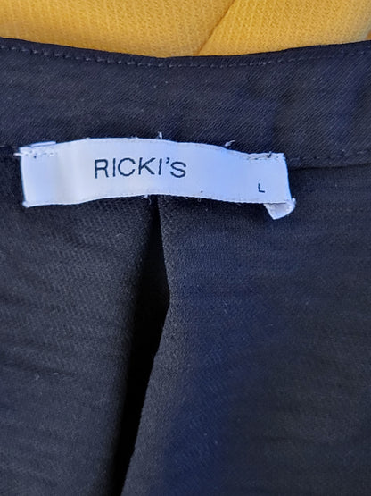 Ricki's black loose fit top | Size LARGE