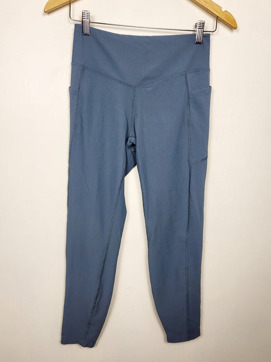 Old Navy ripped high-rise power soft leggings | Size MEDIUM