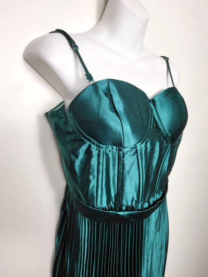 NEW - Eva and Lola emerald green floor length pleated gown | Size MEDIUM