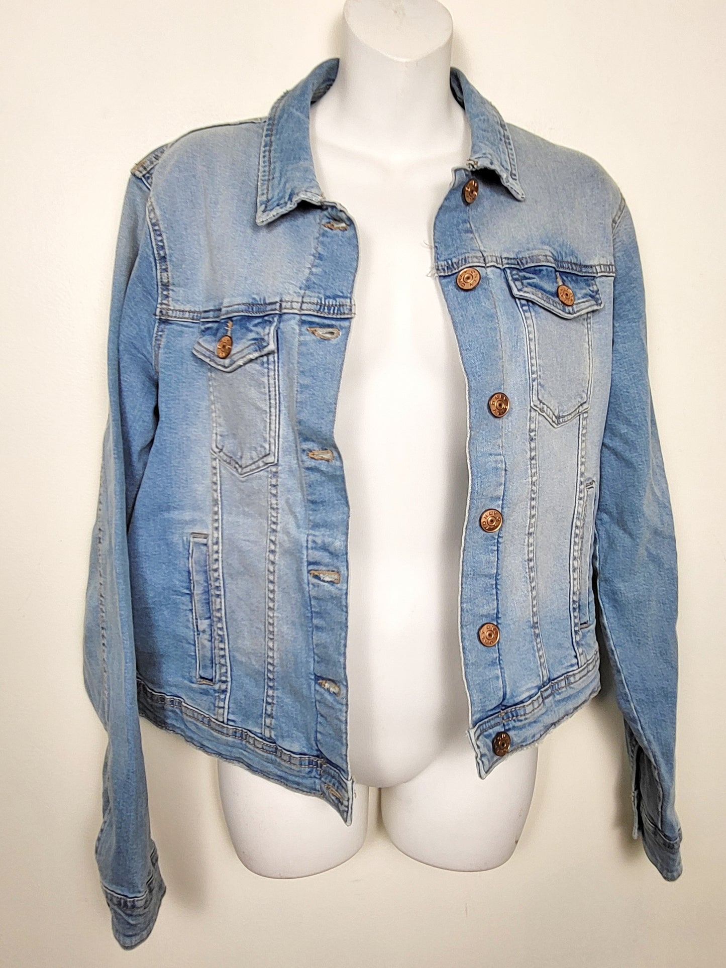 Only brand distressed denim jacket | Size 42 (MEDIUM)