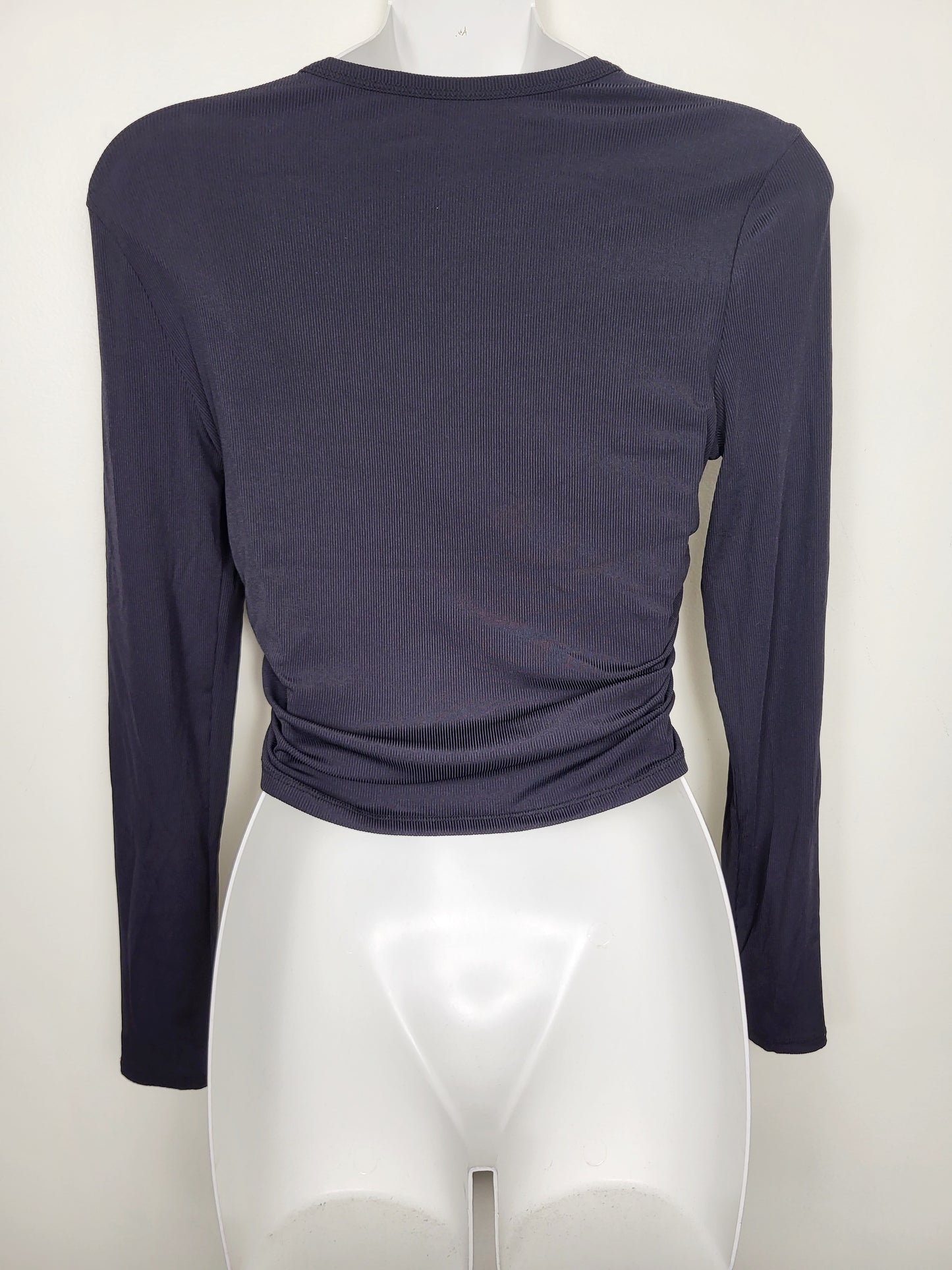 Refuge black ribbed ruched crop top | Size SMALL