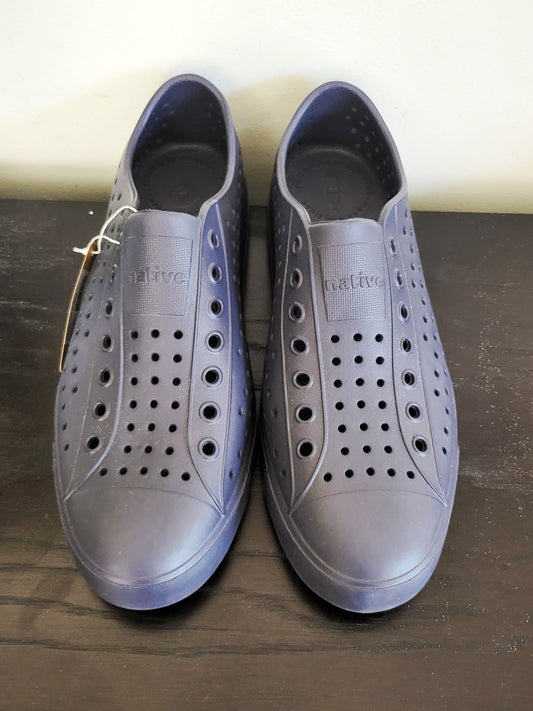 NEW - Native Jefferson Bloom Shoes | Ladies size 10 / Men's size 8