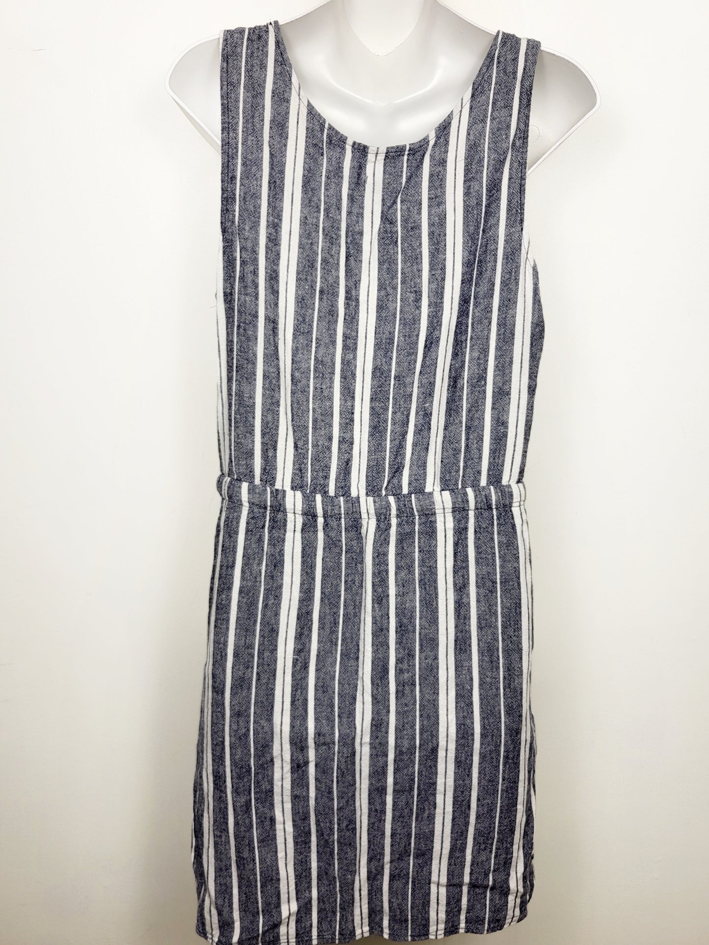 Old Navy blue striped sleeveless dress with cinch waist | Size large