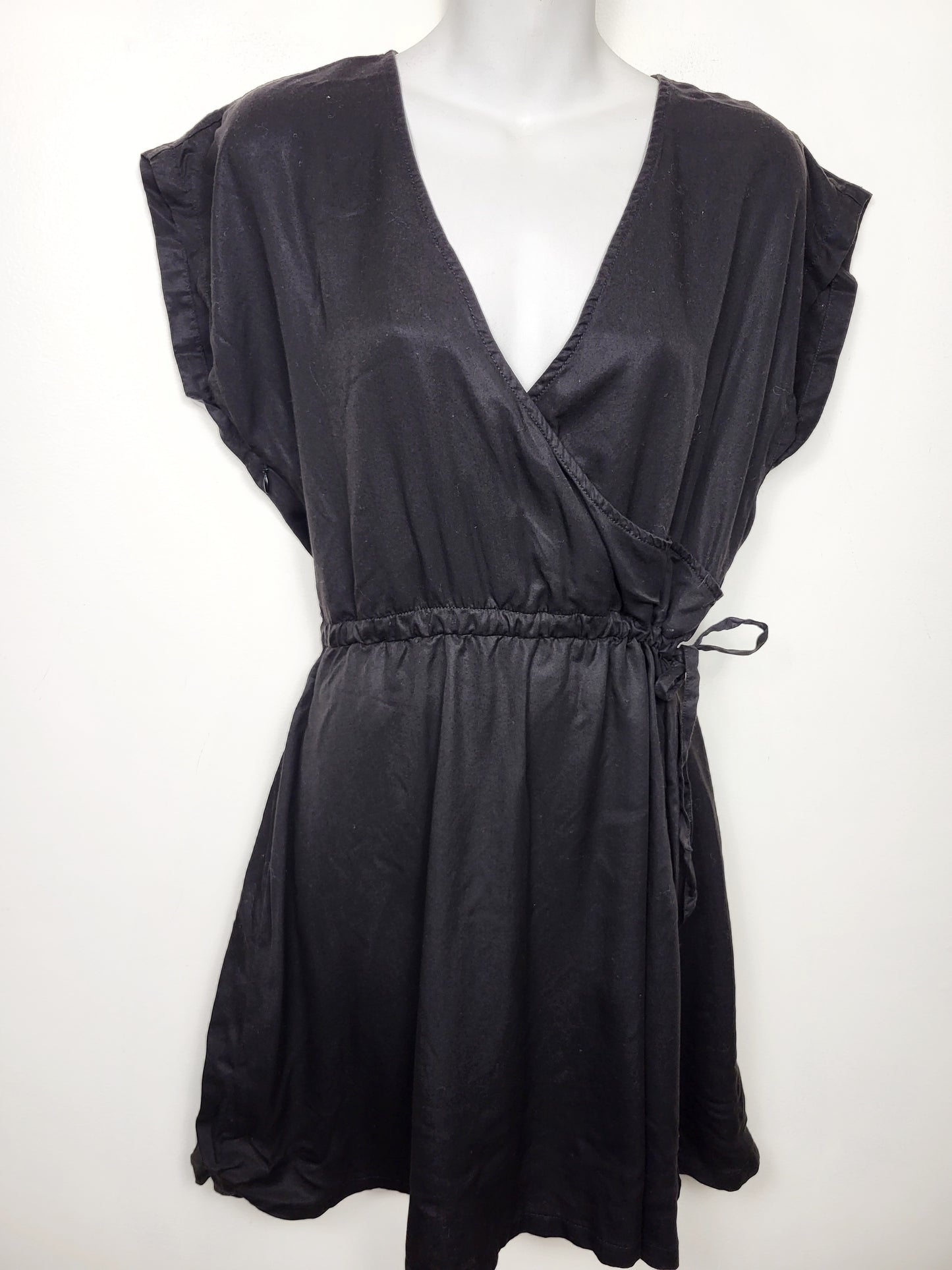 Tentree black Woven Tencel Wrap Dress | Size MEDIUM