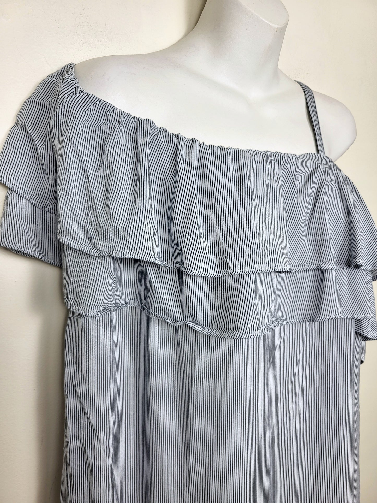Crossroads blue striped ruffled one shoulder viscose dress | Size 18