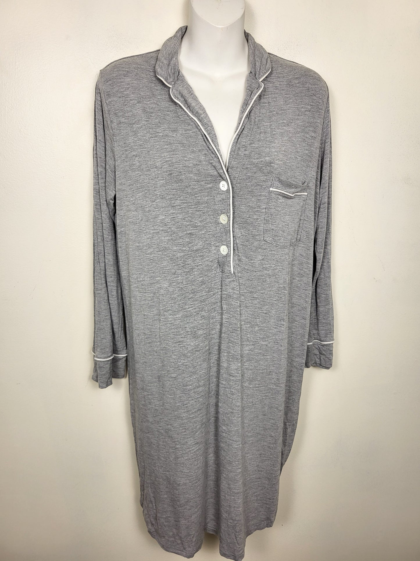 Love and Lore grey sleep shirt / dress | Size MEDIUM