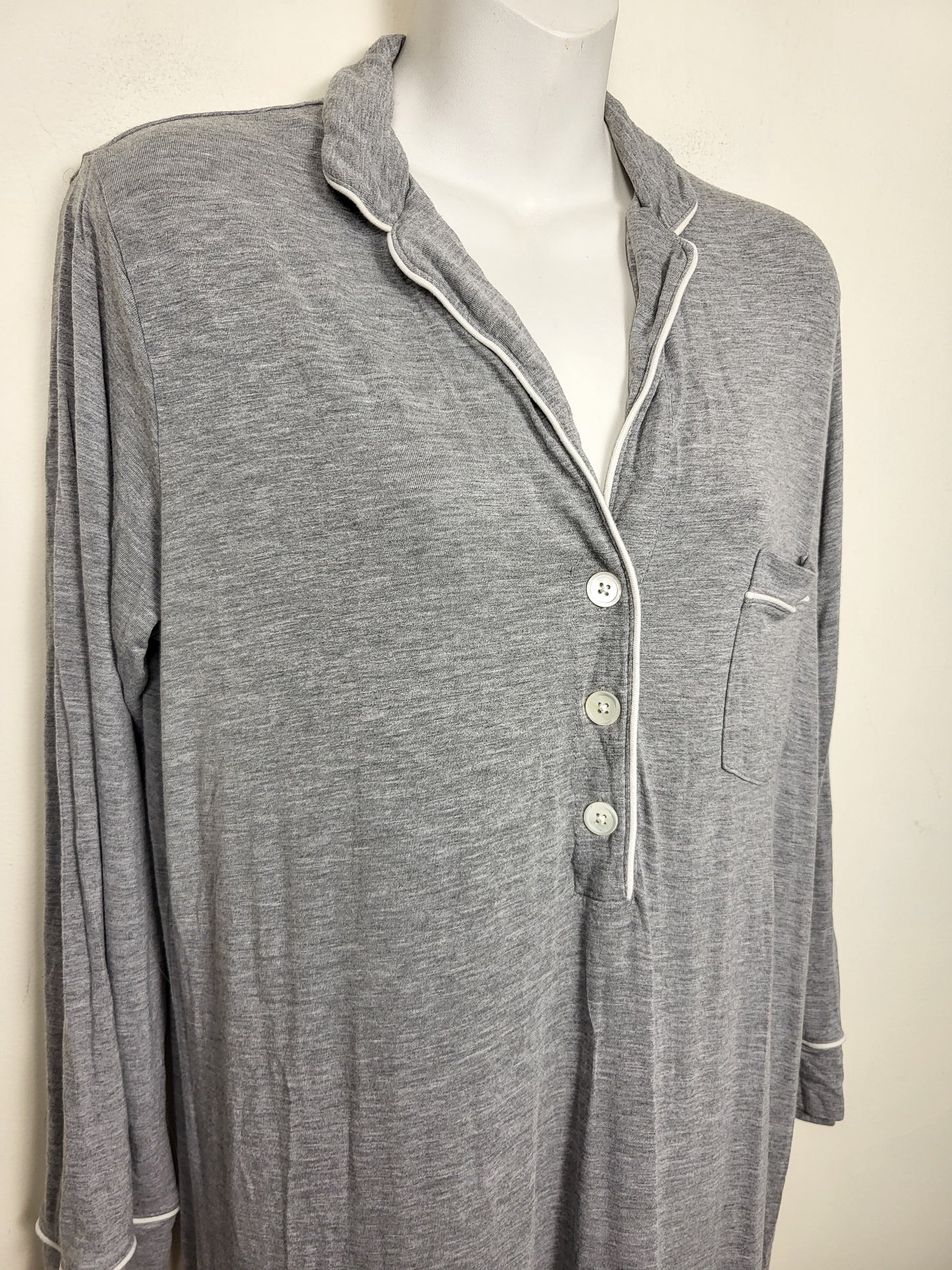 Love and Lore grey sleep shirt / dress | Size MEDIUM