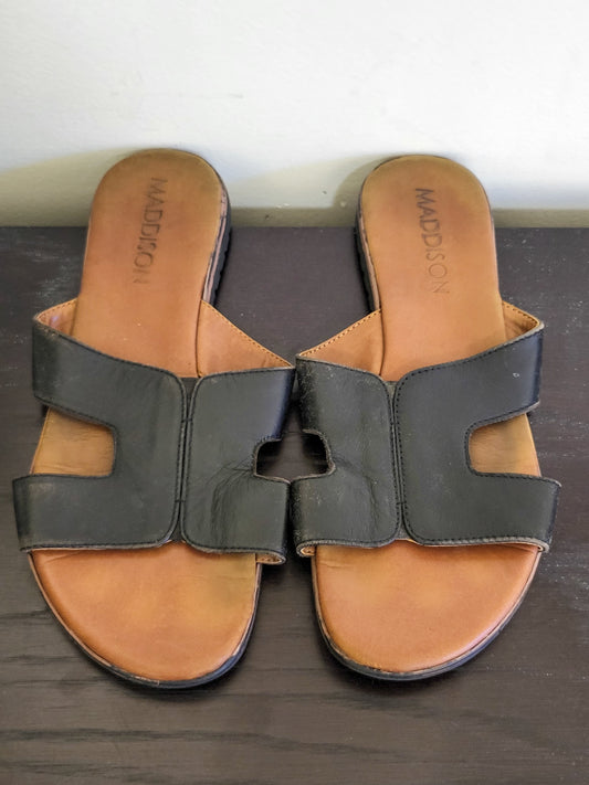 Maddison black and brown leather slide sandals | Size 9