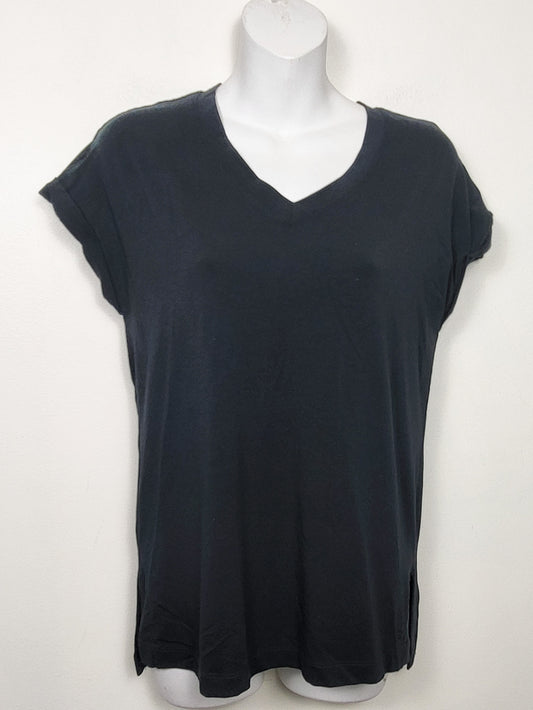 Banana Republic modal blend v-neck t-shirt with roll cuffs | Size XS