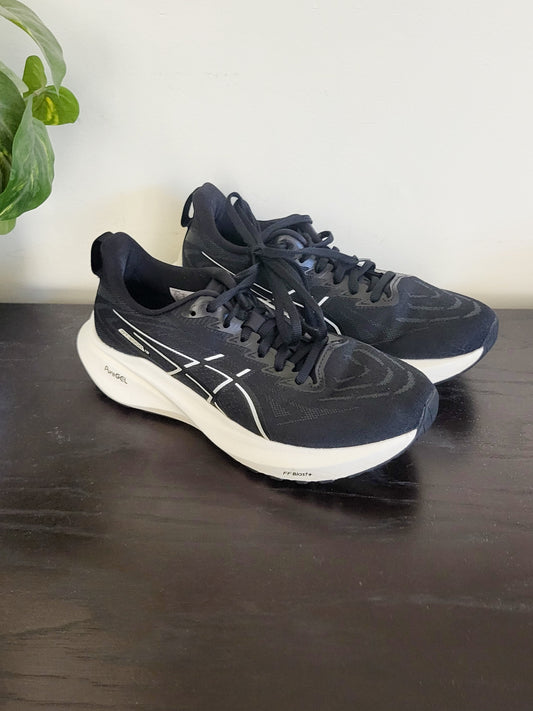 Asics black GT-2000 13 Running Shoes | Size 7.5 (ladies)