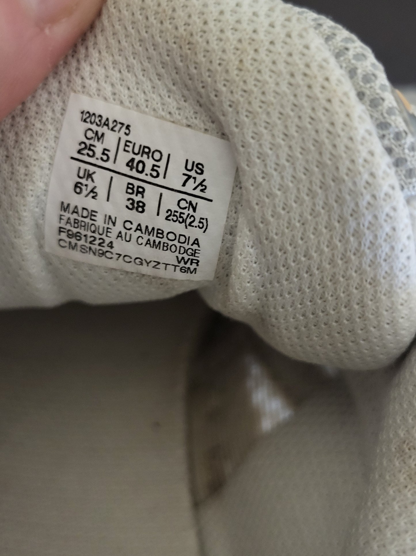 Asics white running shoes | Size 7.5 - AS IS