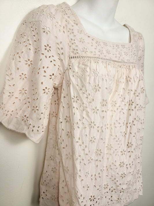 Gap pale pink eyelet top | Size XS