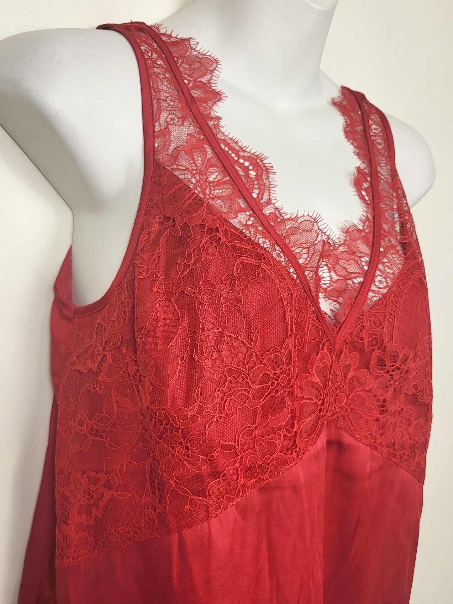 NEW - H and M red lace trimmed camisole top | Size SMALL