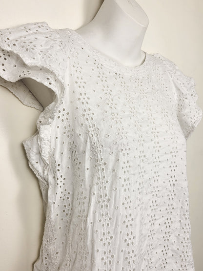 Gap white eyelet ruffle blouse | Size XS