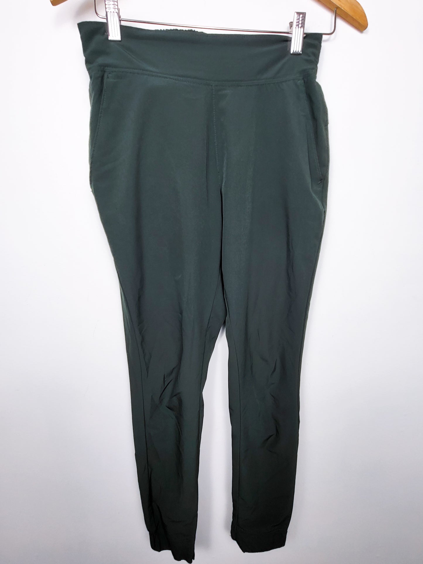 FWD (Forward With Design) Stretch Woven Core Women's Training Pants in green | Size SMALL
