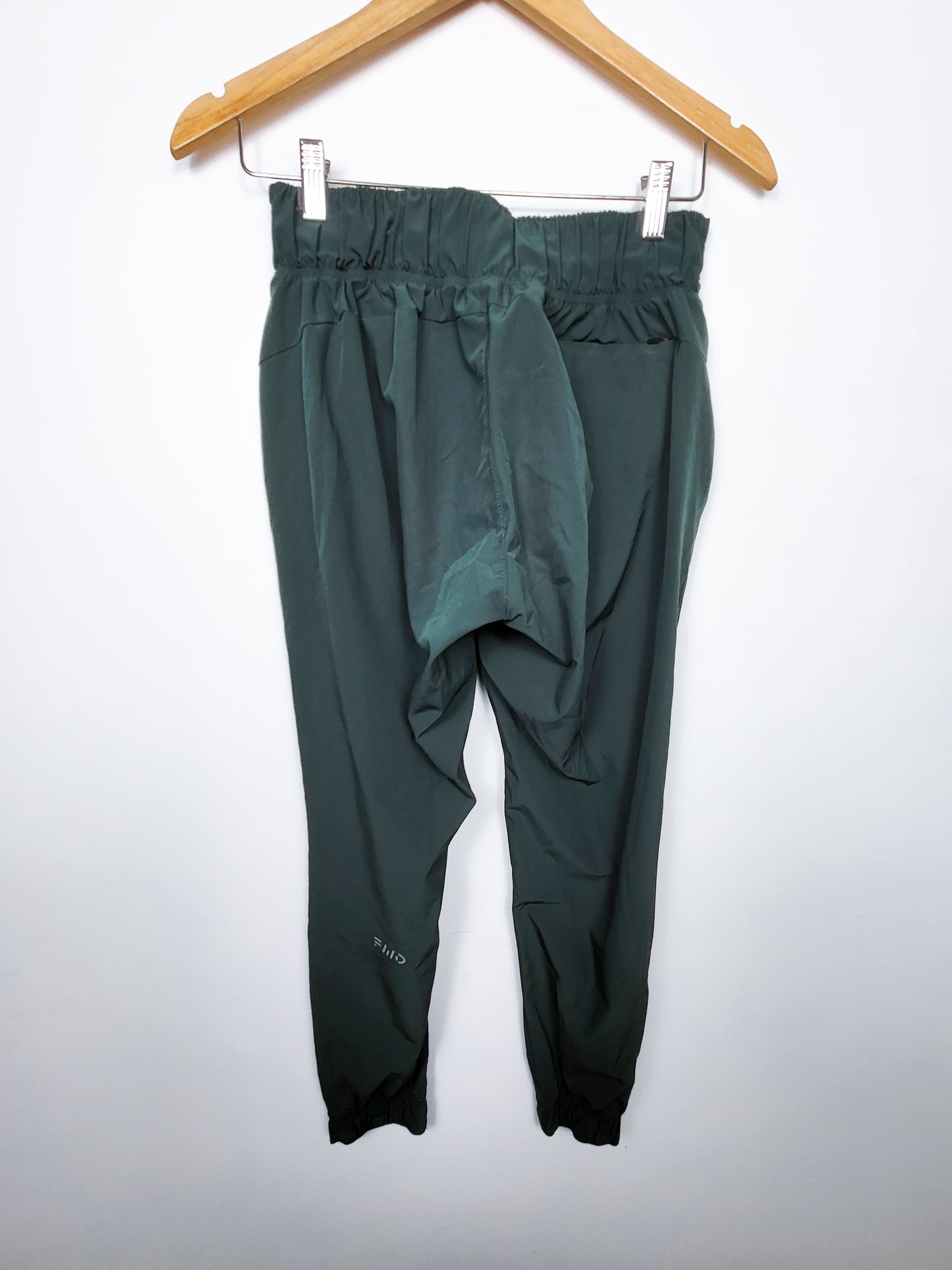 FWD (Forward With Design) Stretch Woven Core Women's Training Pants in green | Size SMALL